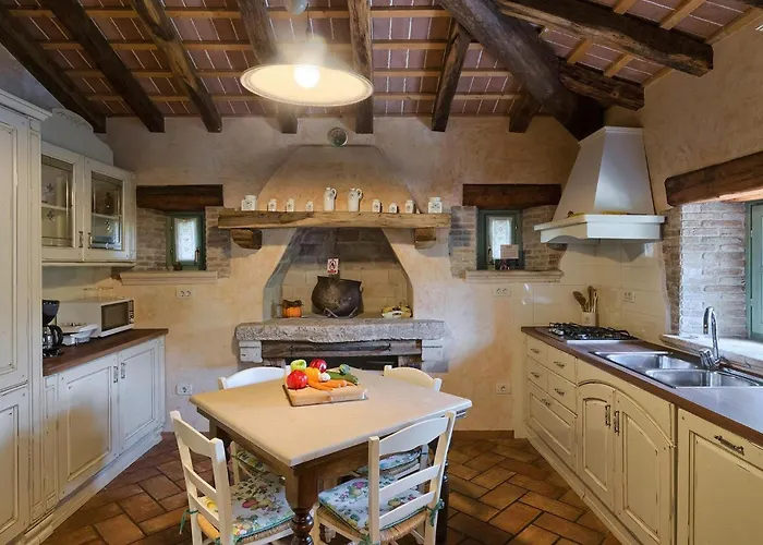 Maccaroni Tatil Evi *